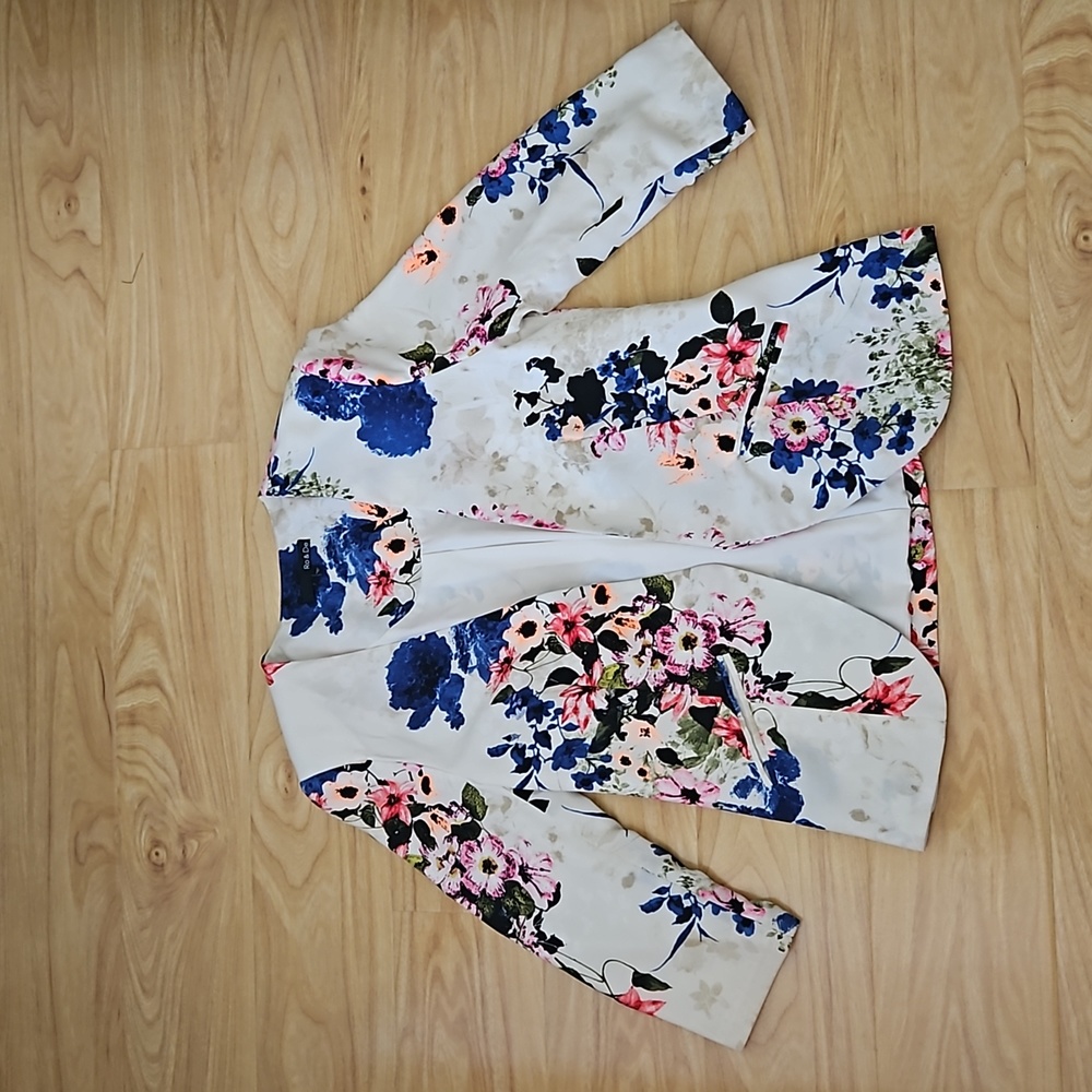 Ro & De Floral Blazer Medium